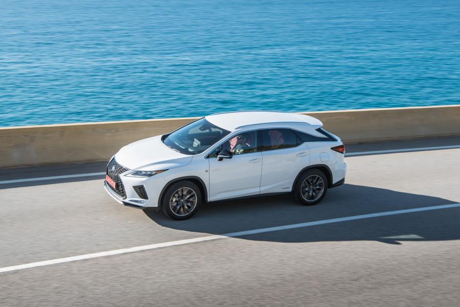  Lexus RX450h F-Sport 2019 года  (WW) (фото 37 из 42)